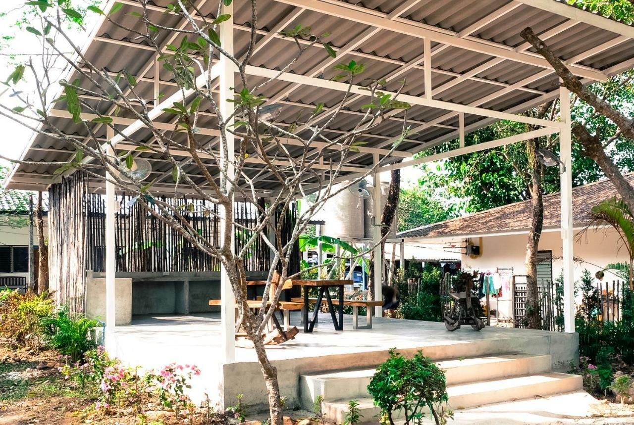 Green Tree House 度假屋 เกาะช้าง ภายนอก รูปภาพ